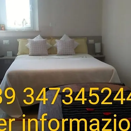 Alojamento de Acomodação e Pequeno-almoço L'attico 4*