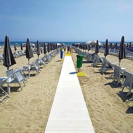 Alojamento de Acomodação e Pequeno-almoço L'attico San Benedetto del Tronto