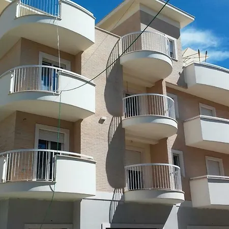 L'attico 4*